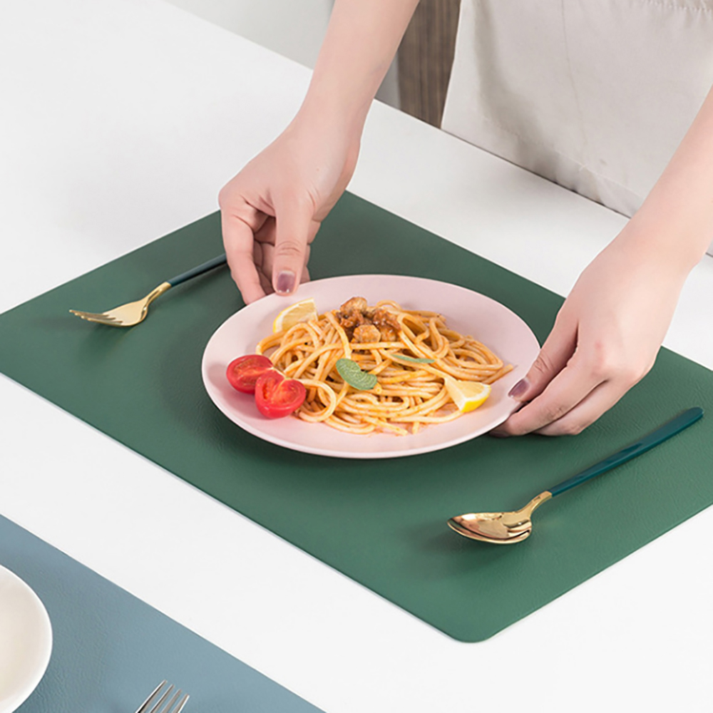 논슬립 가죽 식탁 깔개 방수 테이블 매트 그린 수저받침대 사각그릇깔판 플레이팅식탁매트