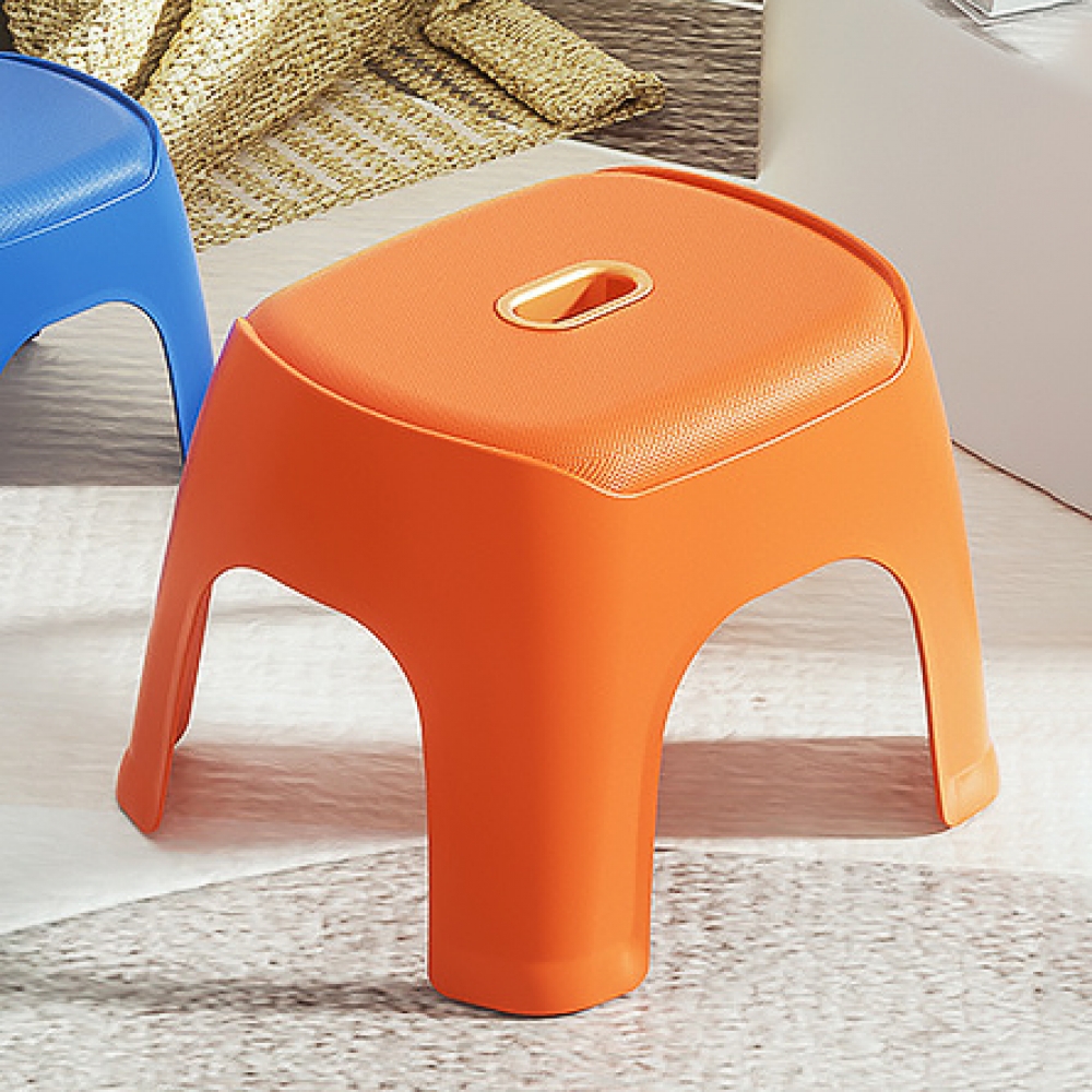 Oce 컬러 욕실 바닥 플라스틱 의자 오렌지 좌식의자 욕실의자 바닥 깔개