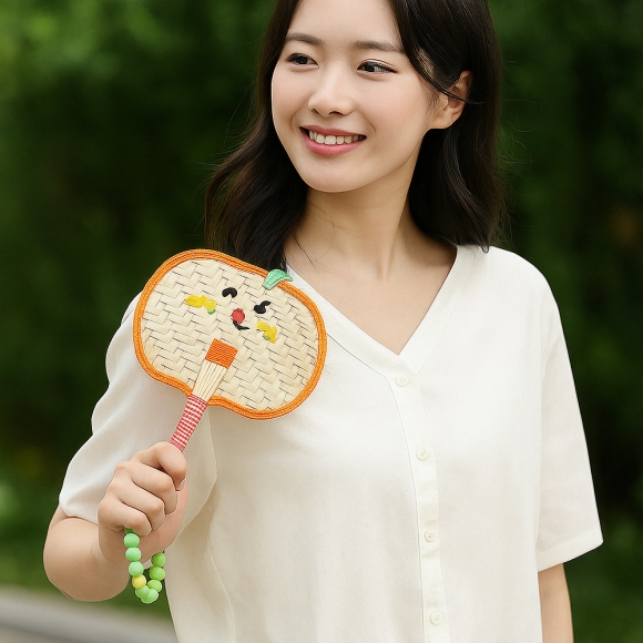 귀여운 표정 야생초 부채(호박)