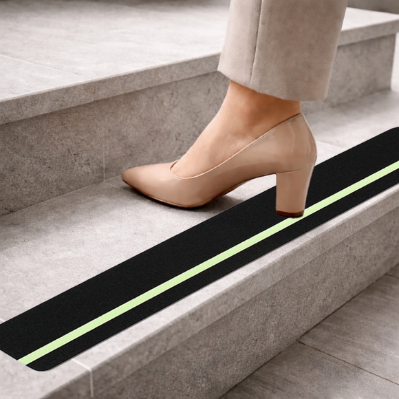 스텝가드 미끄럼방지 스티커 2p세트(야광) (60x10cm)