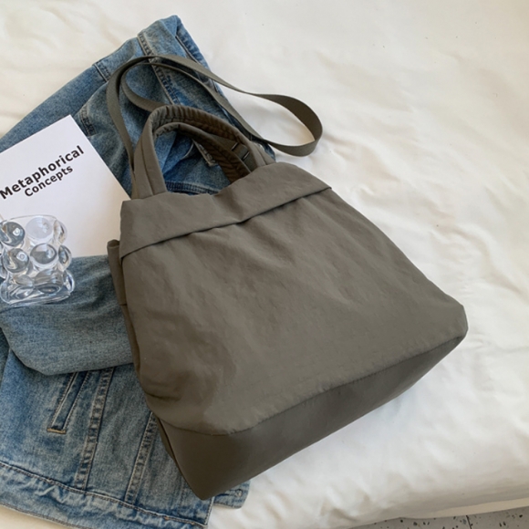 제이업 나일론 크로스백(카키)