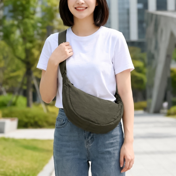 데일리 반달 크로스백(카키)